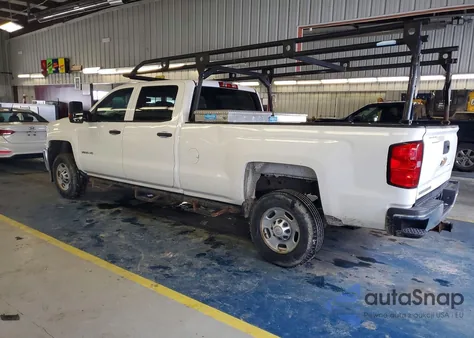 2015 Chevrolet Silverado C2500 Heavy Duty z USA, uszkodzony, nr VIN 1GC1CUEG3FF610571